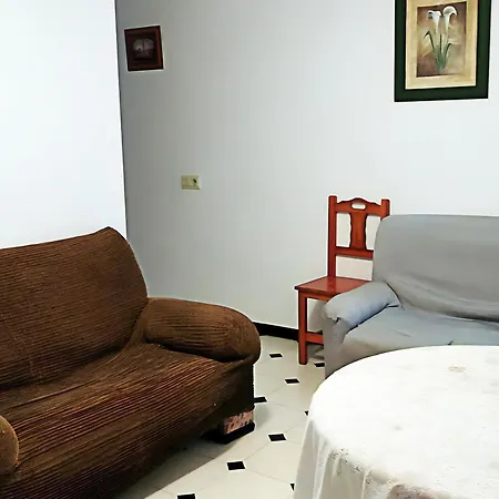 Moderno Y Centrico Estudio En Conil De La Frontera, Cerca De Playas Y Equipado - Es-180-270 Conil De La Frontera